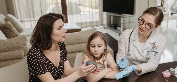 Age-Specific Ways to Explain Your Child’s Medical Condition to Siblings Age-Specific Ways to Explain Your Child’s Medical Condition to Siblings
